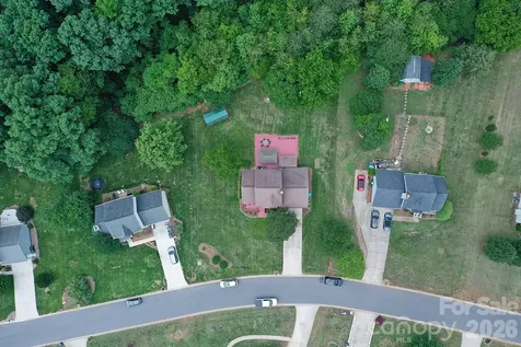 5438 Winding Oak Drive Hickory NC 28602