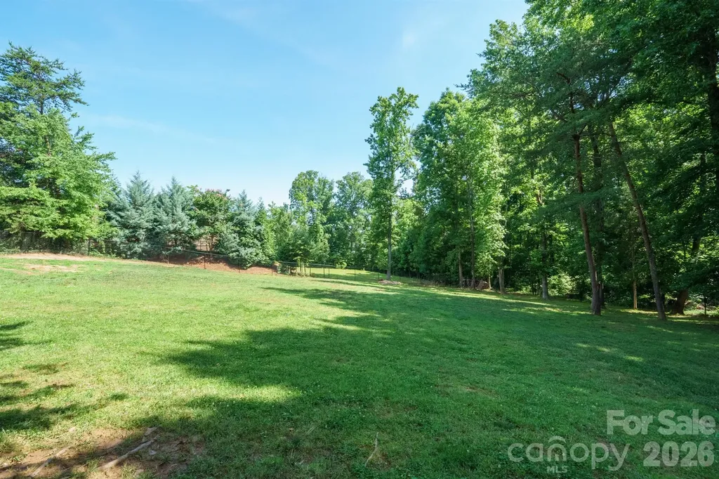 2549 S Lake Shore Road Denver NC 28037