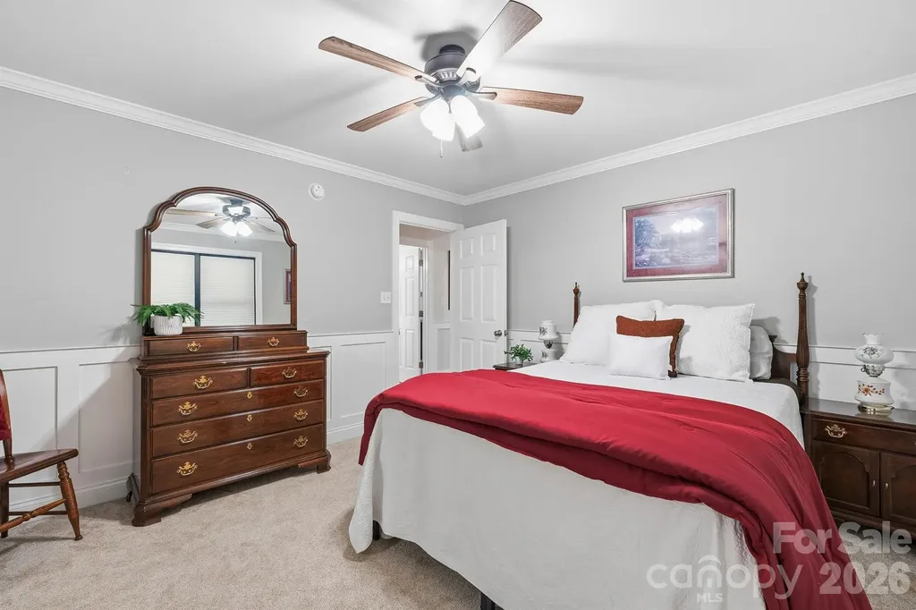 2549 S Lake Shore Road Denver NC 28037