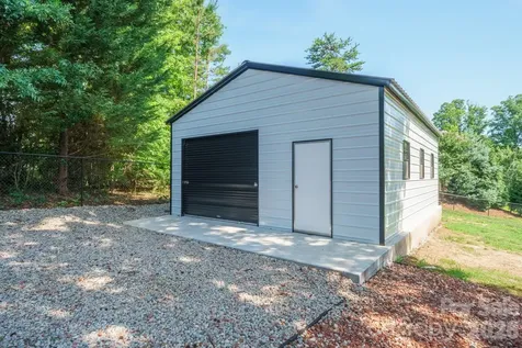 2549 S Lake Shore Road Denver NC 28037