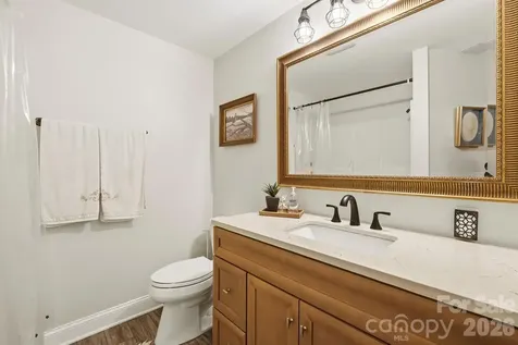 2549 S Lake Shore Road Denver NC 28037