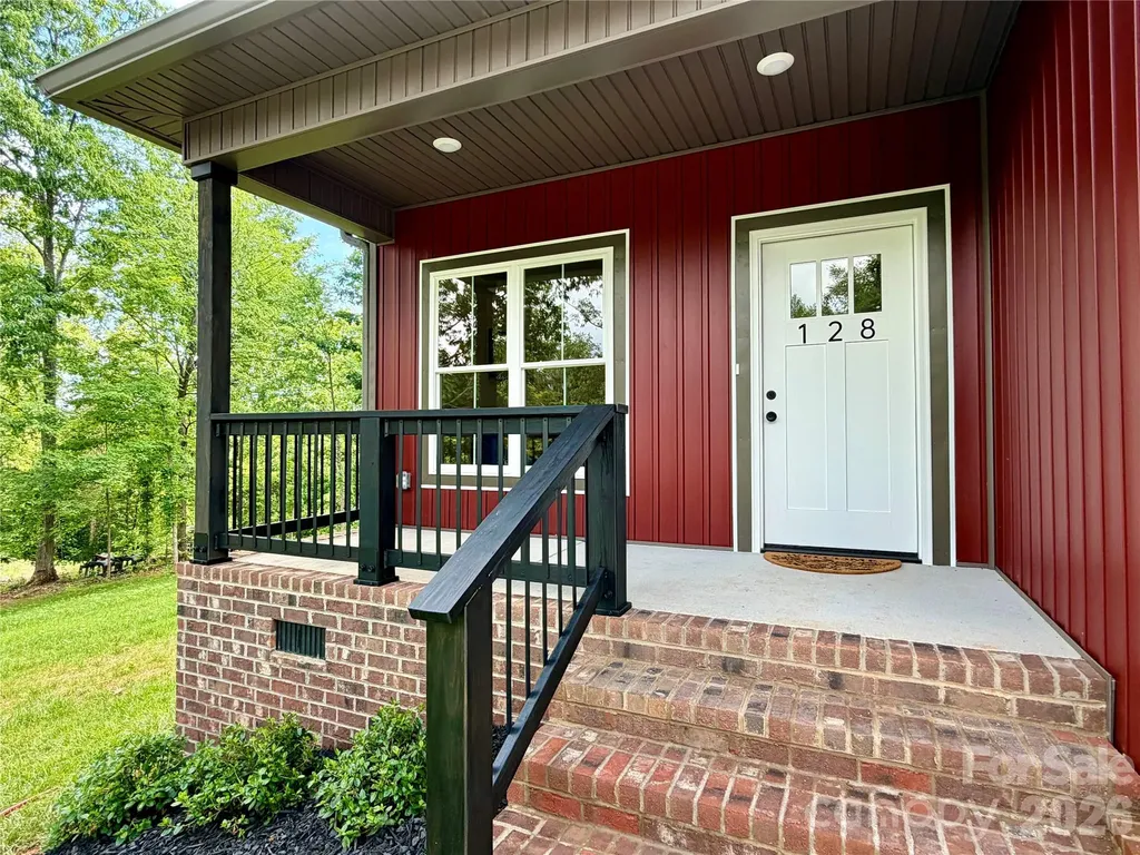 128 Arrowood Lane Harmony NC 28634