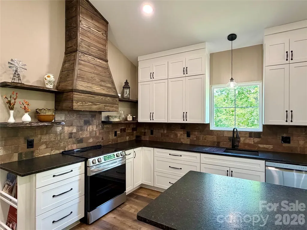 128 Arrowood Lane Harmony NC 28634