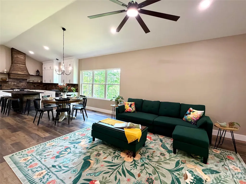 128 Arrowood Lane Harmony NC 28634