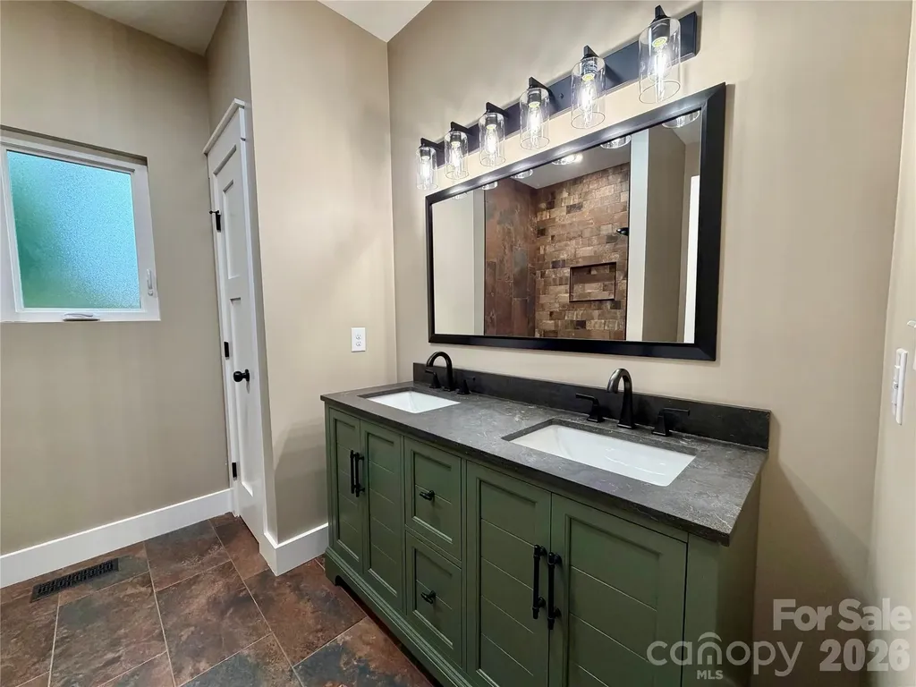 128 Arrowood Lane Harmony NC 28634