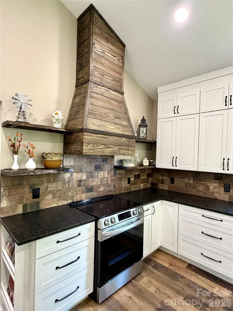 128 Arrowood Lane Harmony NC 28634