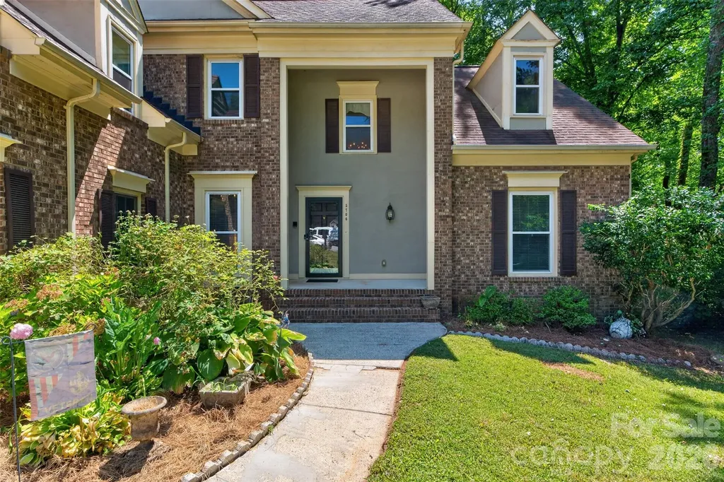 5706 Maylandia Road Charlotte NC 28269