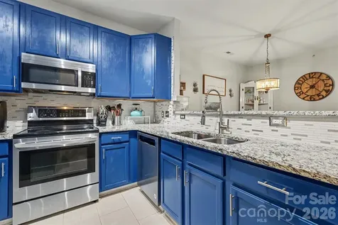 10616 Hill Point Court Charlotte NC 28262