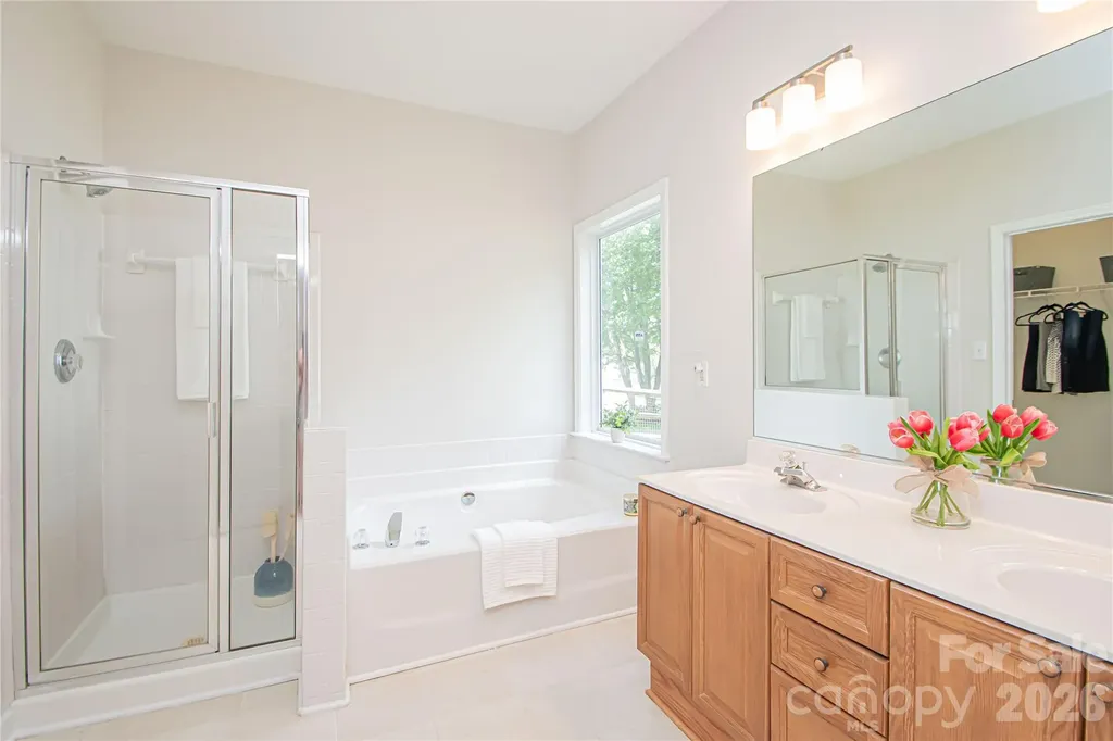 1621 Mountain Ashe Court Matthews NC 28105