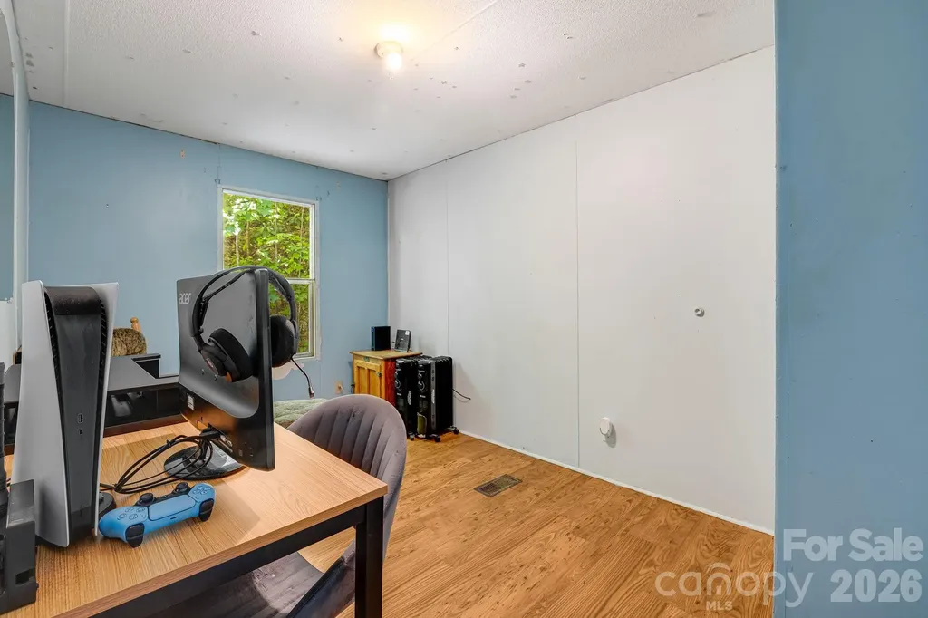 94 Long Ridge Road Candler NC 28715