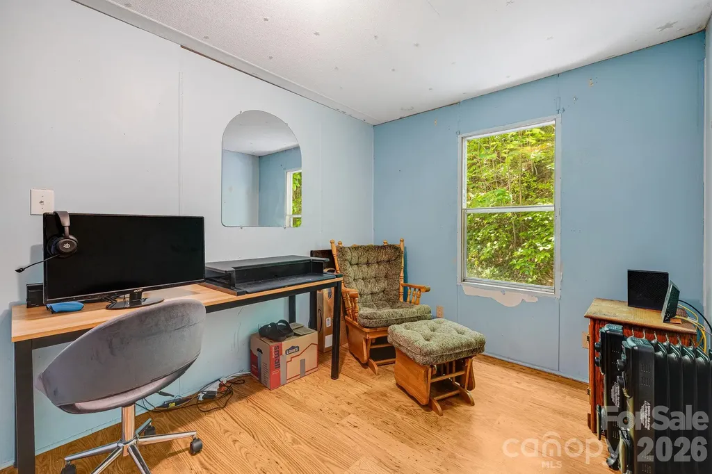 94 Long Ridge Road Candler NC 28715