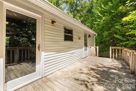94 Long Ridge Road Candler NC 28715