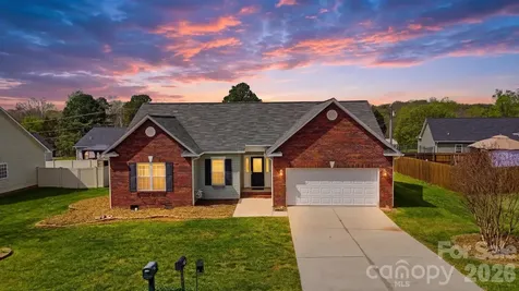 1835 Terrain Drive NW Conover NC 28613