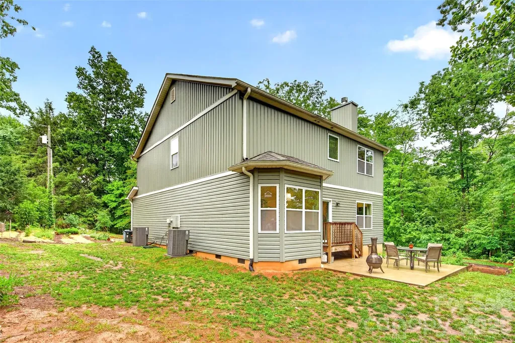 132 Maple Ridge Drive Old Fort NC 28762
