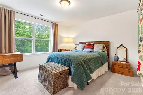 132 Maple Ridge Drive Old Fort NC 28762