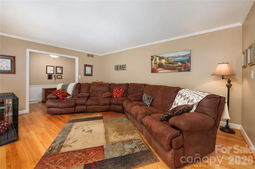13 Mayflower Lane Lexington NC 27295