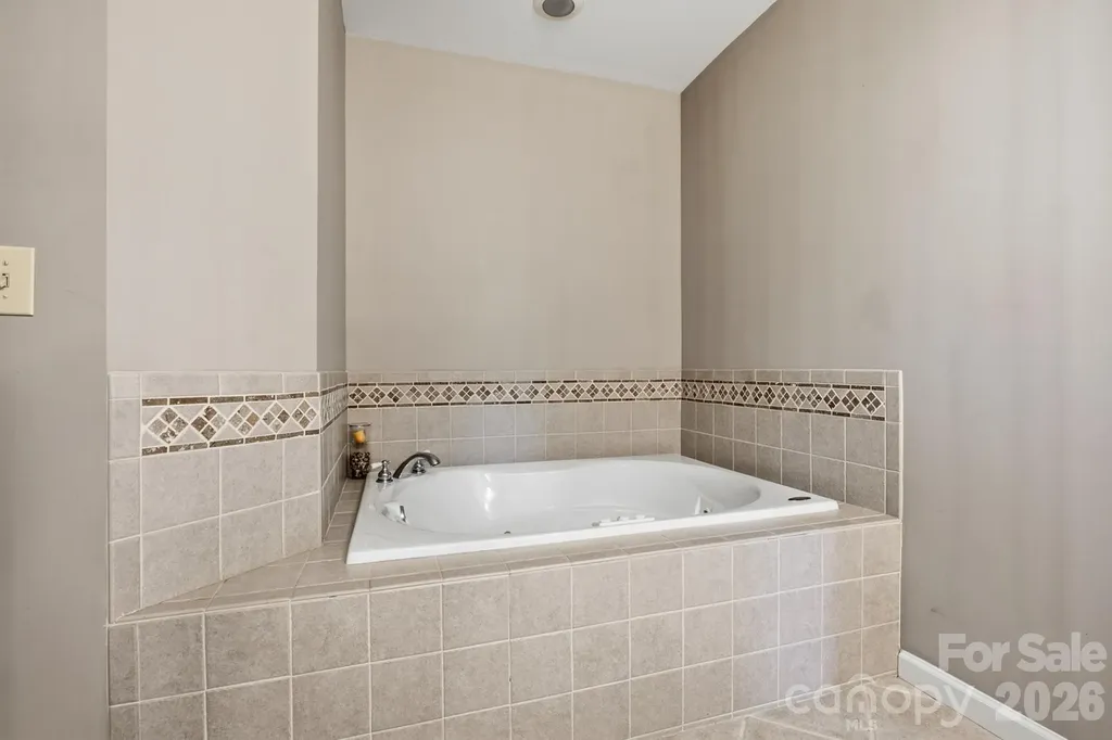11831 Parks Farm Lane Charlotte NC 28277