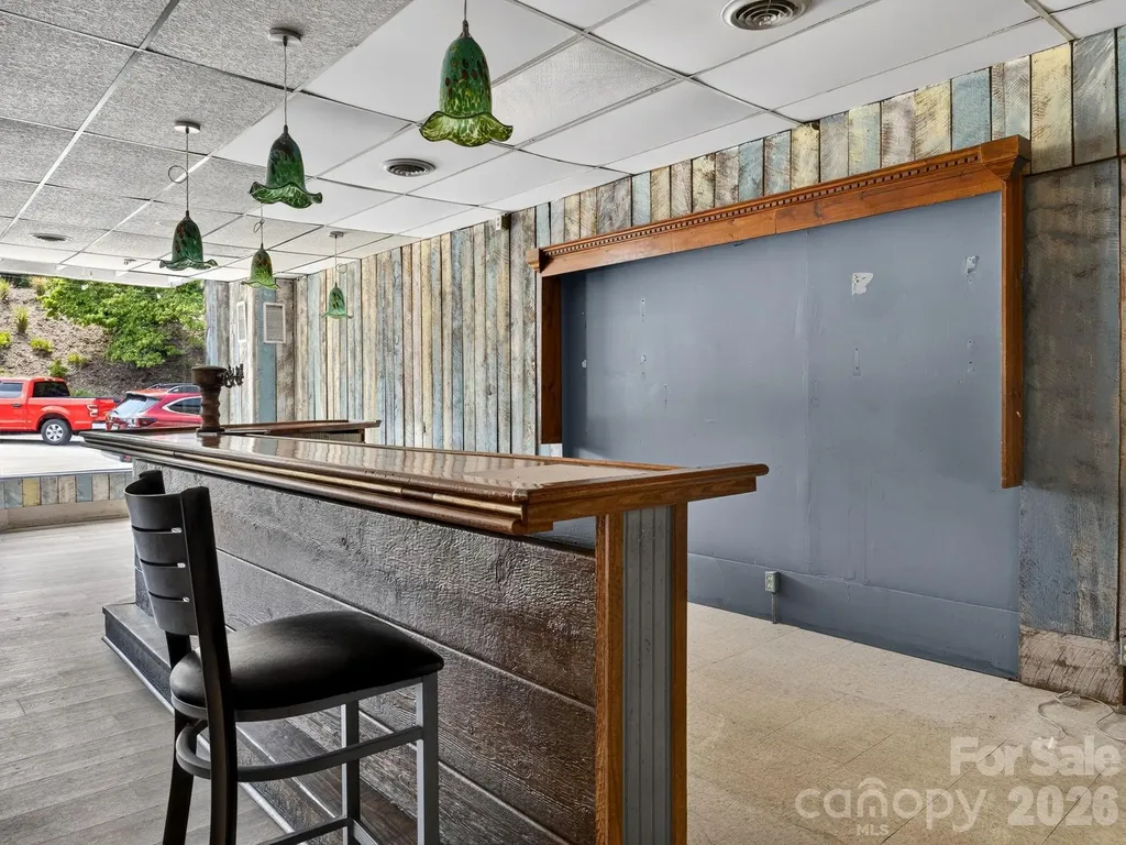 82 N Trade Street Tryon NC 28782