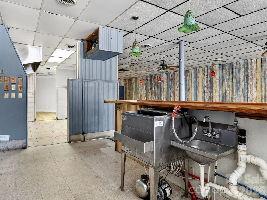 82 N Trade Street Tryon NC 28782
