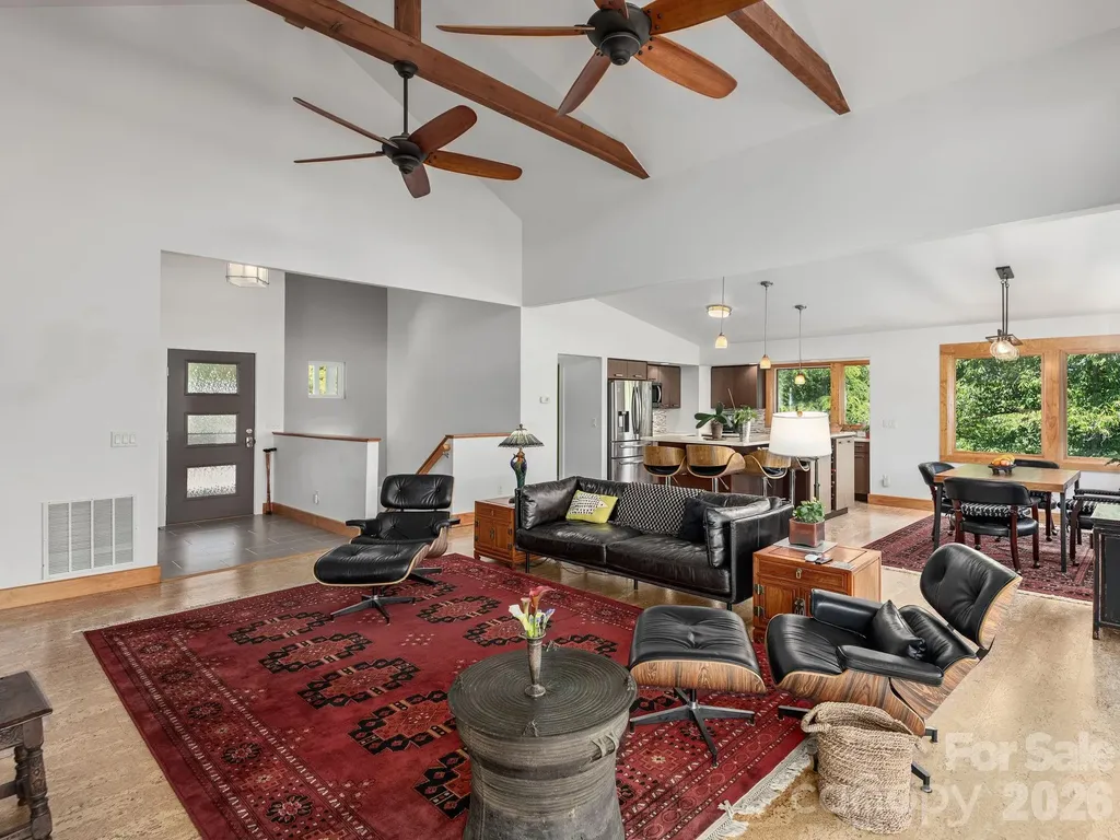 105 Upper Grove Lane Weaverville NC 28787