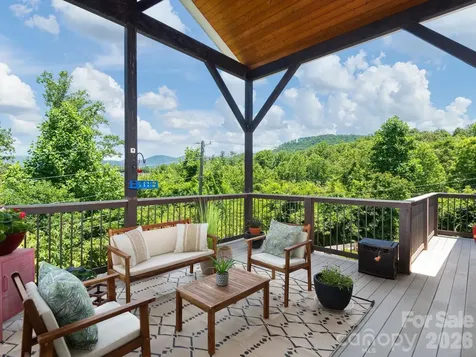 105 Upper Grove Lane Weaverville NC 28787