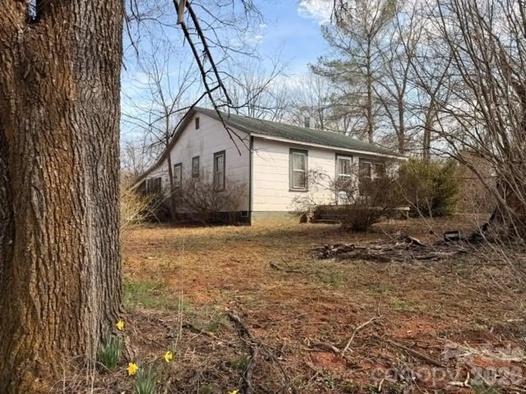 1081 Ashworth Road Marion NC 28752
