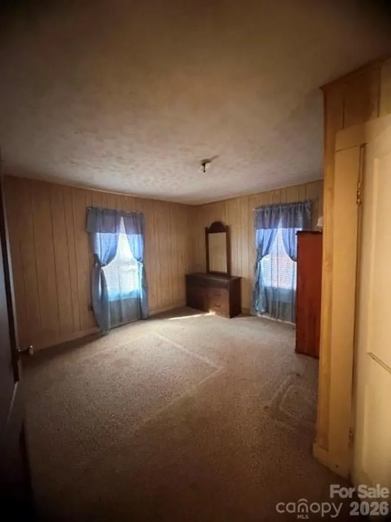 1081 Ashworth Road Marion NC 28752