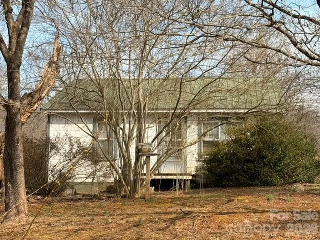 1081 Ashworth Road Marion NC 28752
