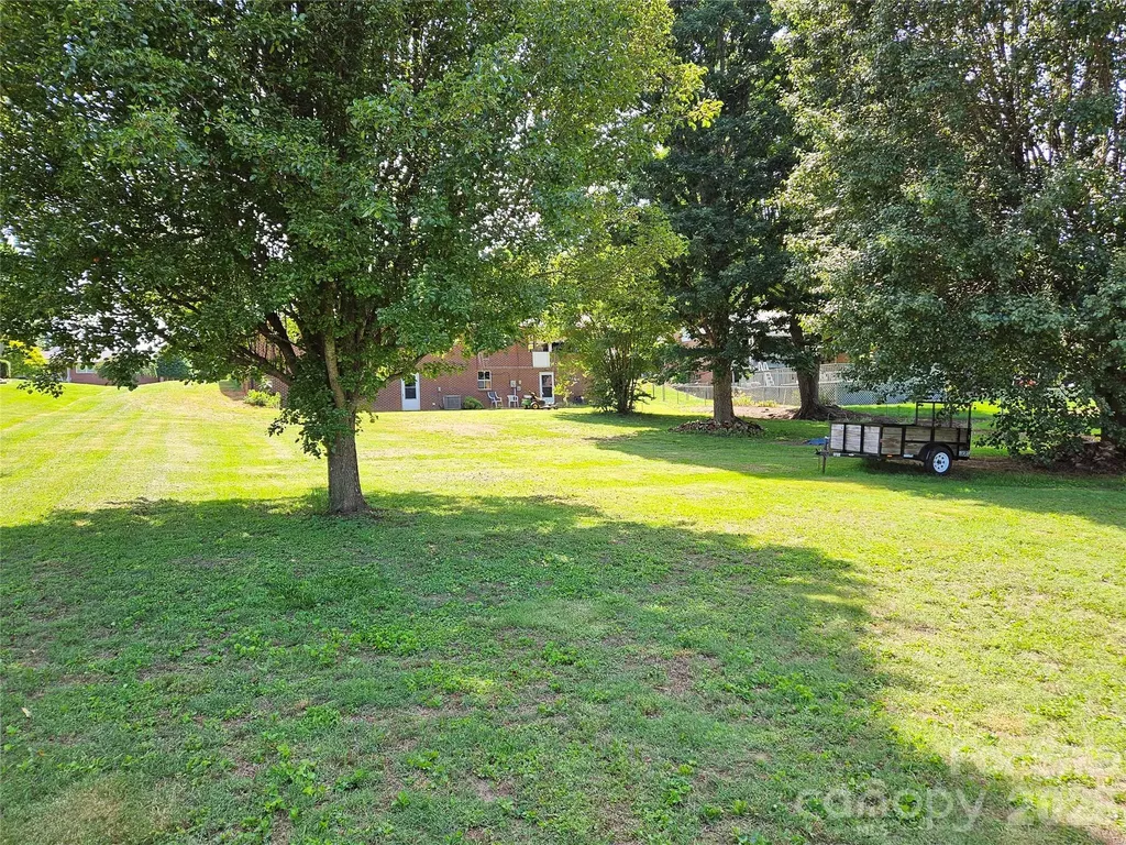 4114 Kendell Place Hudson NC 28638