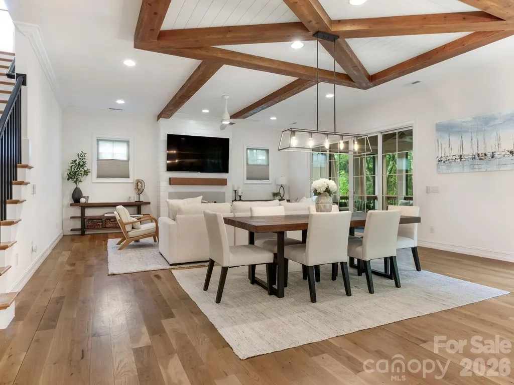 2928 Hanson Drive Charlotte NC 28207