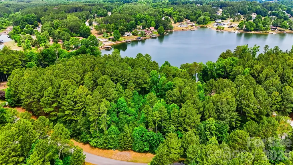 6180 Plantation Pointe Drive Granite Falls NC 28630