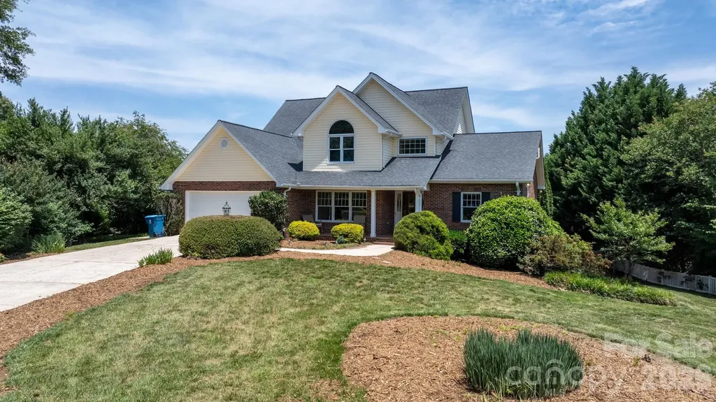 610 40th Avenue Lane NW Hickory NC 28601