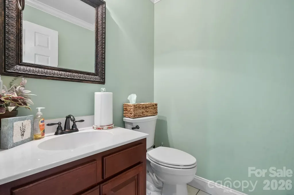 610 40th Avenue Lane NW Hickory NC 28601