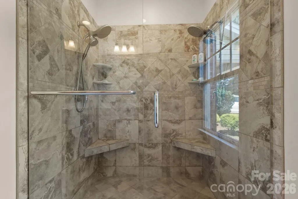610 40th Avenue Lane NW Hickory NC 28601