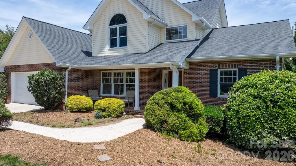 610 40th Avenue Lane NW Hickory NC 28601