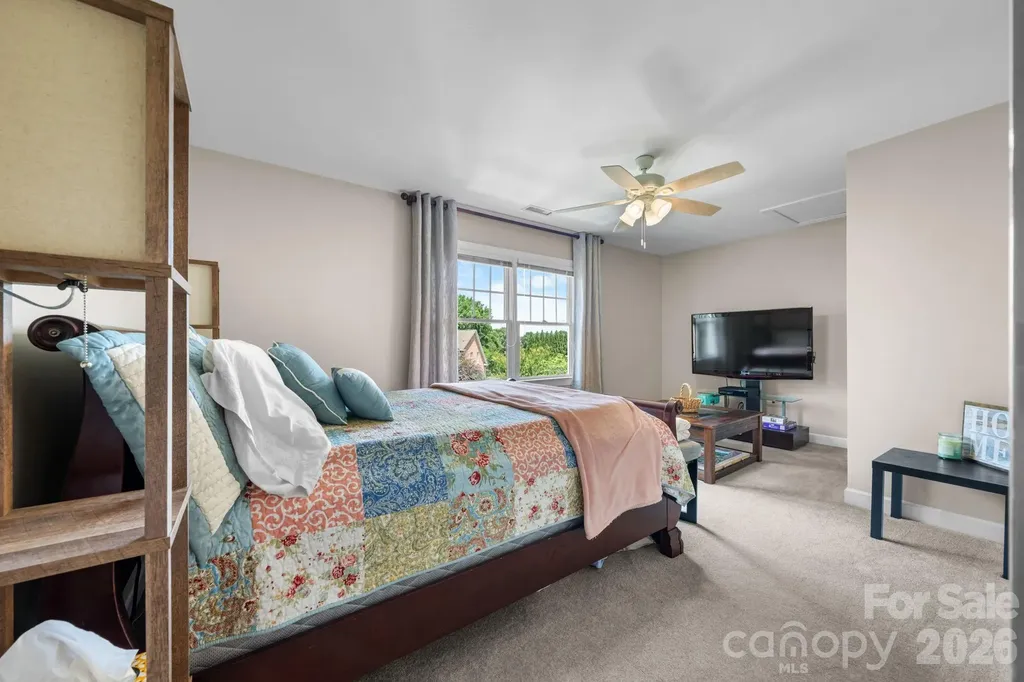 610 40th Avenue Lane NW Hickory NC 28601