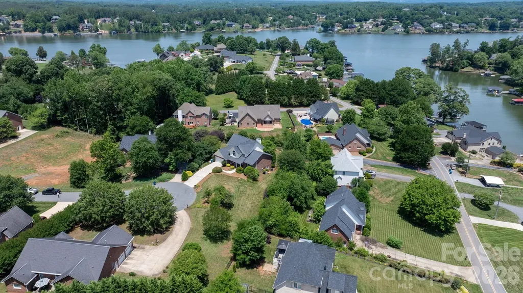610 40th Avenue Lane NW Hickory NC 28601