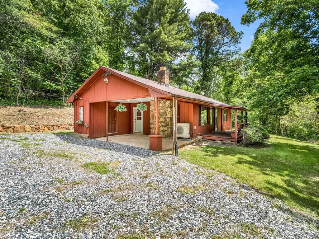 1395 Tillery Branch Road Marshall NC 28753