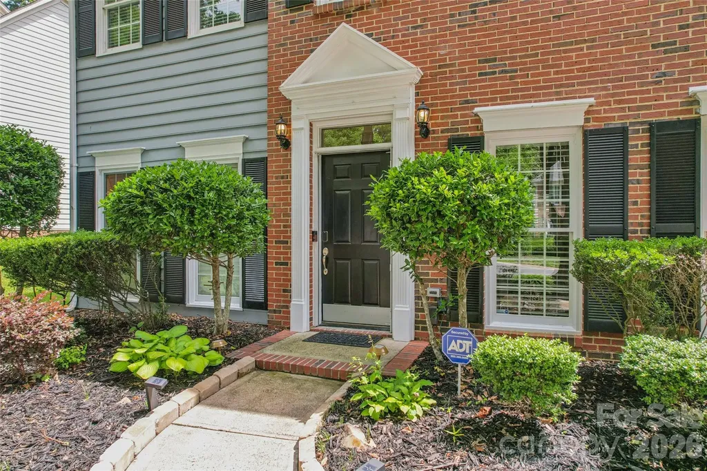 5916 Swanston Drive Charlotte NC 28269
