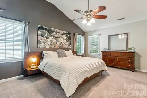 5916 Swanston Drive Charlotte NC 28269