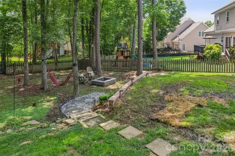 5916 Swanston Drive Charlotte NC 28269