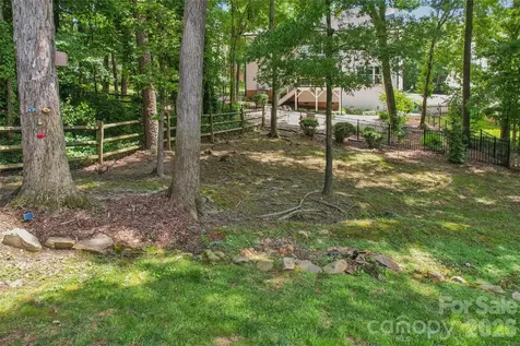 5916 Swanston Drive Charlotte NC 28269