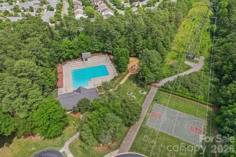 5916 Swanston Drive Charlotte NC 28269