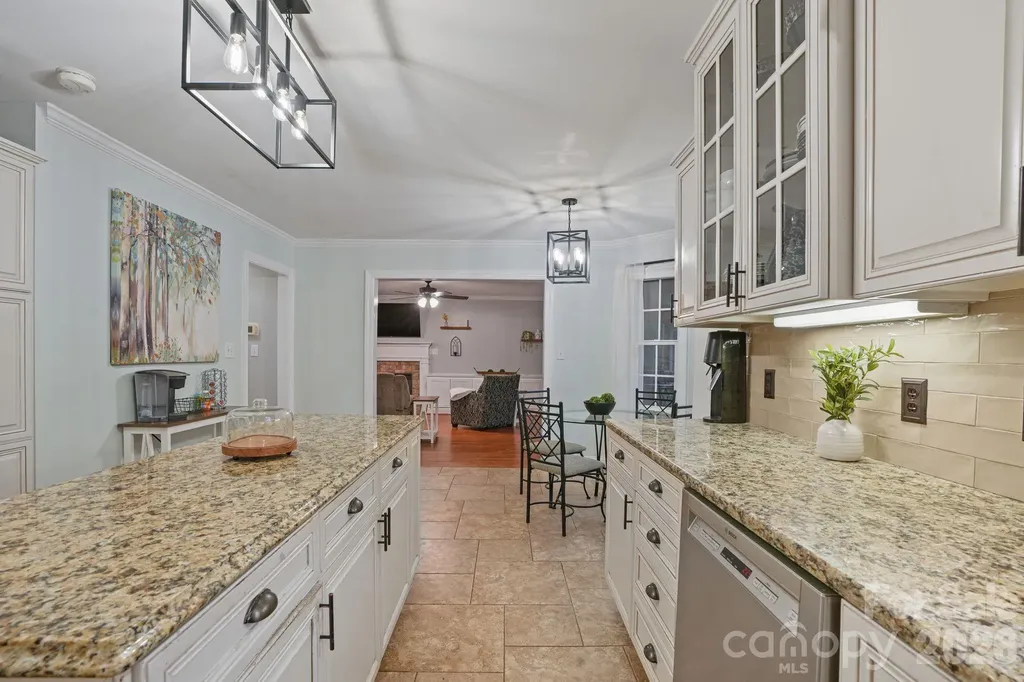 4616 20th Street Place NE Hickory NC 28601