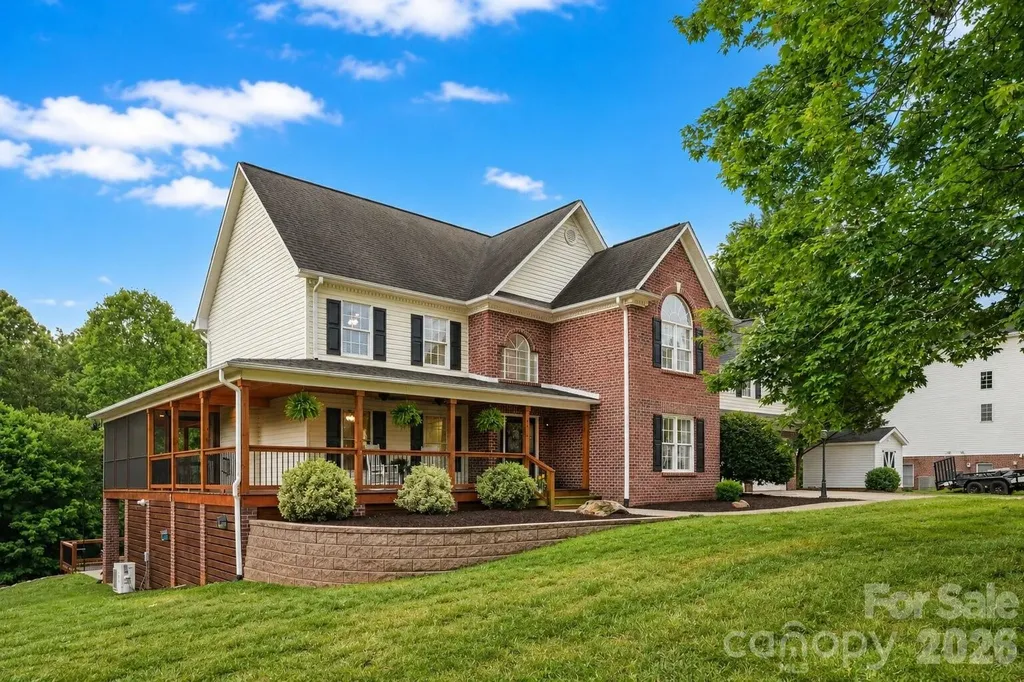 4616 20th Street Place NE Hickory NC 28601