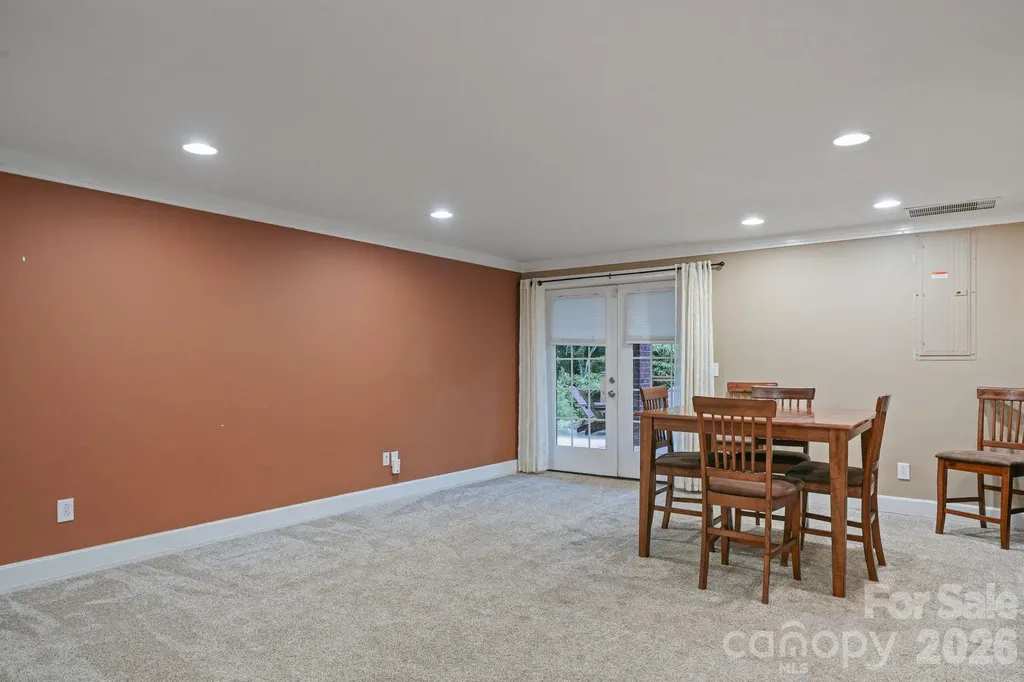 4616 20th Street Place NE Hickory NC 28601