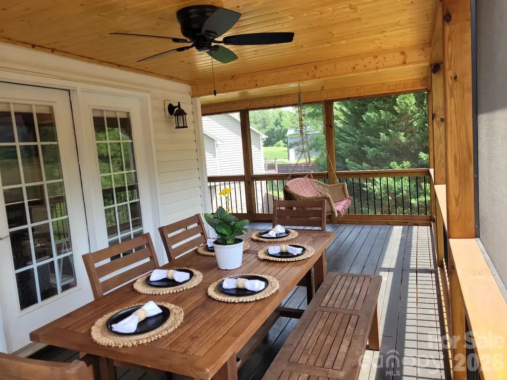 4616 20th Street Place NE Hickory NC 28601