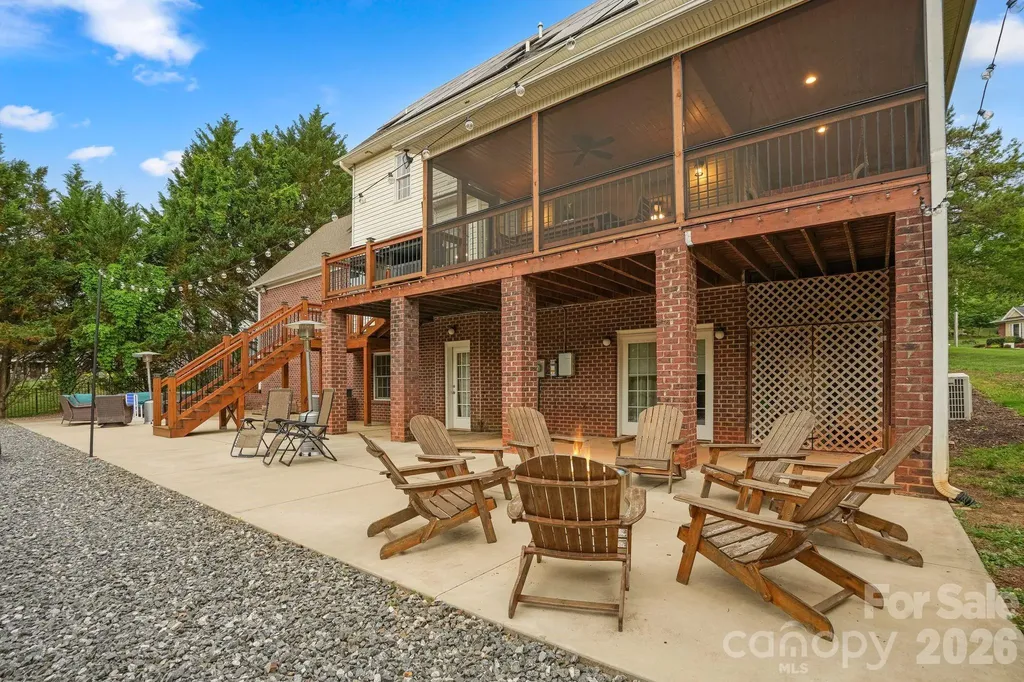 4616 20th Street Place NE Hickory NC 28601