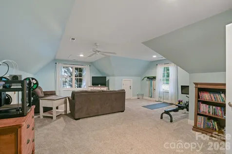 4616 20th Street Place NE Hickory NC 28601
