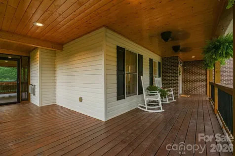 4616 20th Street Place NE Hickory NC 28601